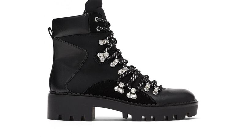 Combat black boots Zara 79,95