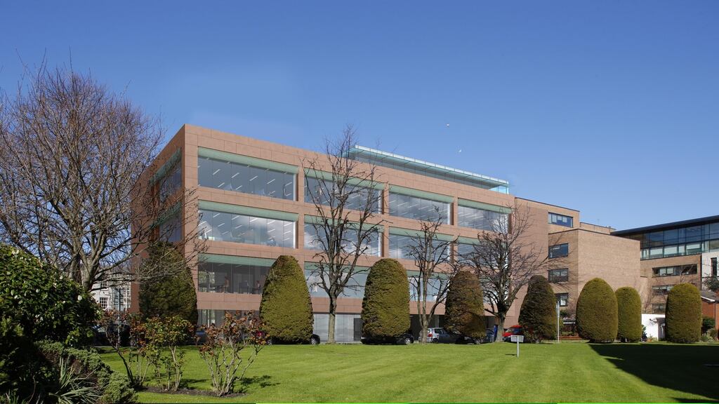 An investment group paid Davy Irish Property Fund in the region of €15 million for Mespil Court in Ballsbridge, Dublin.