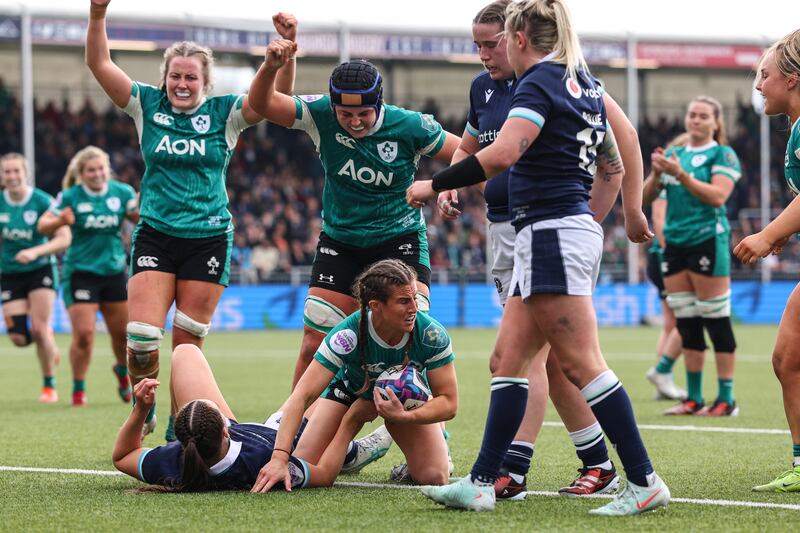 Ireland's Emily Lane scores a try. Photograph: Ben Brady/Inpho