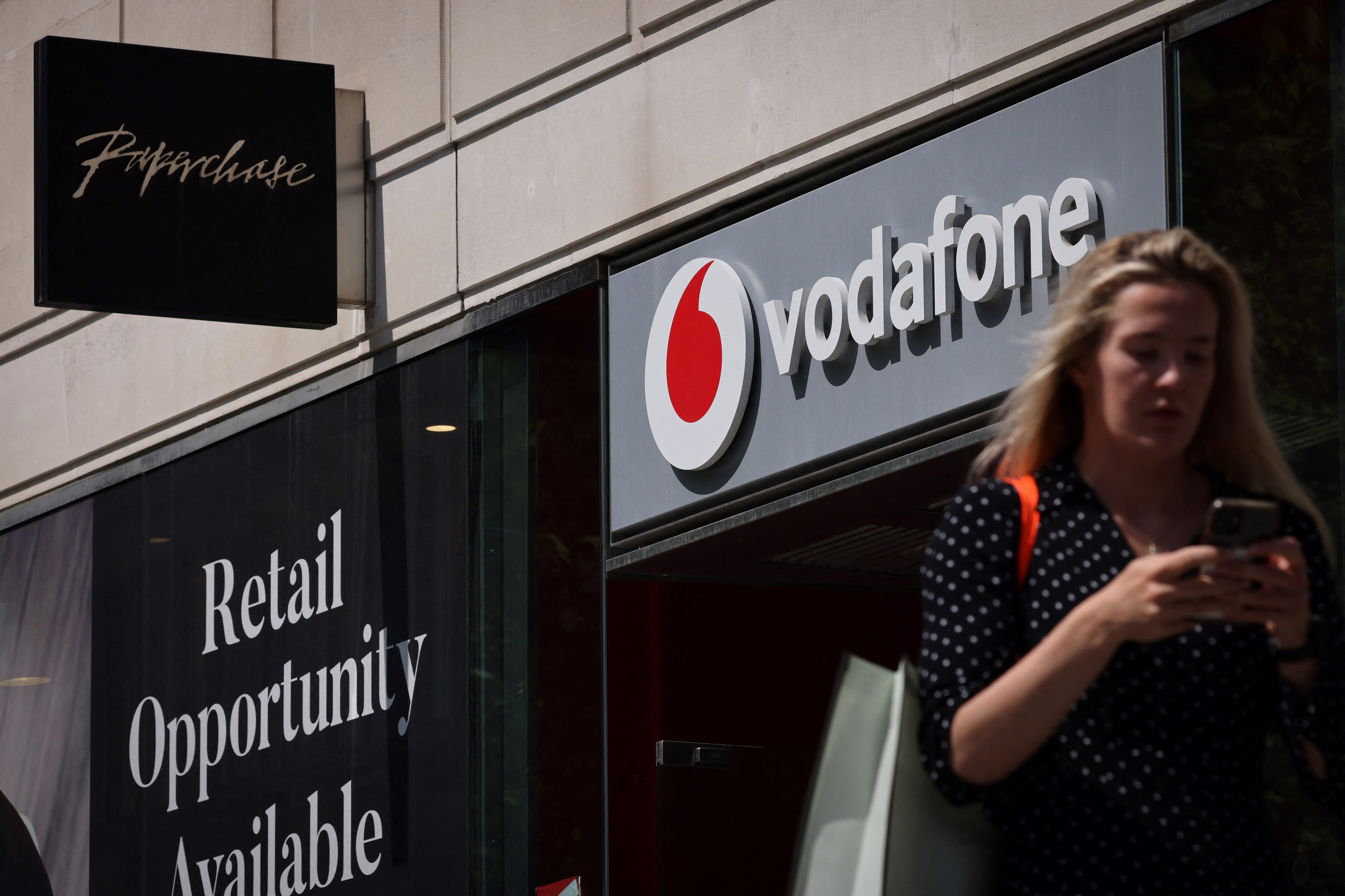 Investors hanging up on Vodafone as new chief’s strategy raises questions
