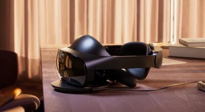 META Quest Pro VR Headset