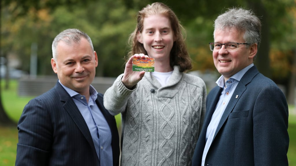 Robert Sheahan (centre), Ireland’s first liver and double-lung transplant recipient with his two transplant consultants, Emir Hoti (left) and Lars Nölke. Photograph: Conor McCabe