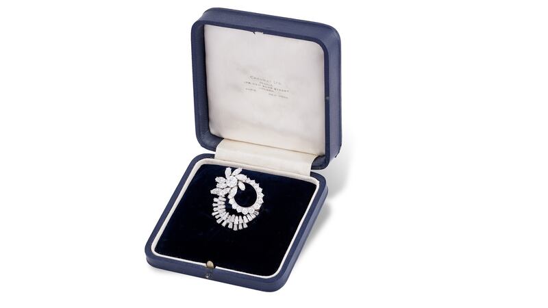 Lot 47 1955 Chaumet diamond brooch (€8,000 - €12,000)