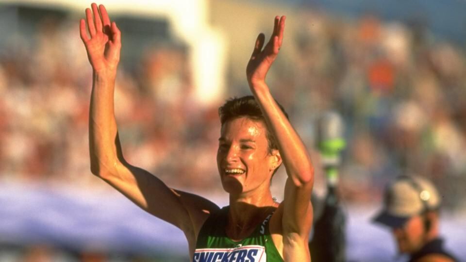 Sonia O’Sullivan of Ireland waves to the crowd after winning the gold medal in the 5,000 metres event at the World Championships at the Ullevi Stadium in Gothenburg, Sweden in 1995. Photograph: Gary M Prior/Allsport