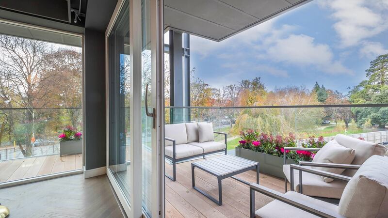 Cairns Homes’s Marianella: the units feature cantilevered balconies at least 2.5m deep and glazing by Carlson & Company.