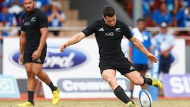 Dan Carter’s left boot gives All Blacks win over Samoa