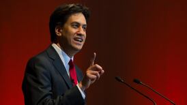 Miliband urges Scots to stay in UK and add clout to stronger entity