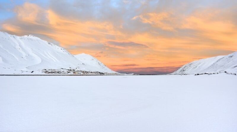 In Nightblind, readers witness the period from mid-November until late January, when the sun disappears behind the high Siglufjördur mountains