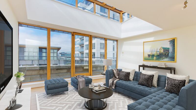 Bachelor/ette Pad: 198 The George, Charlotte Quay Dock, D4