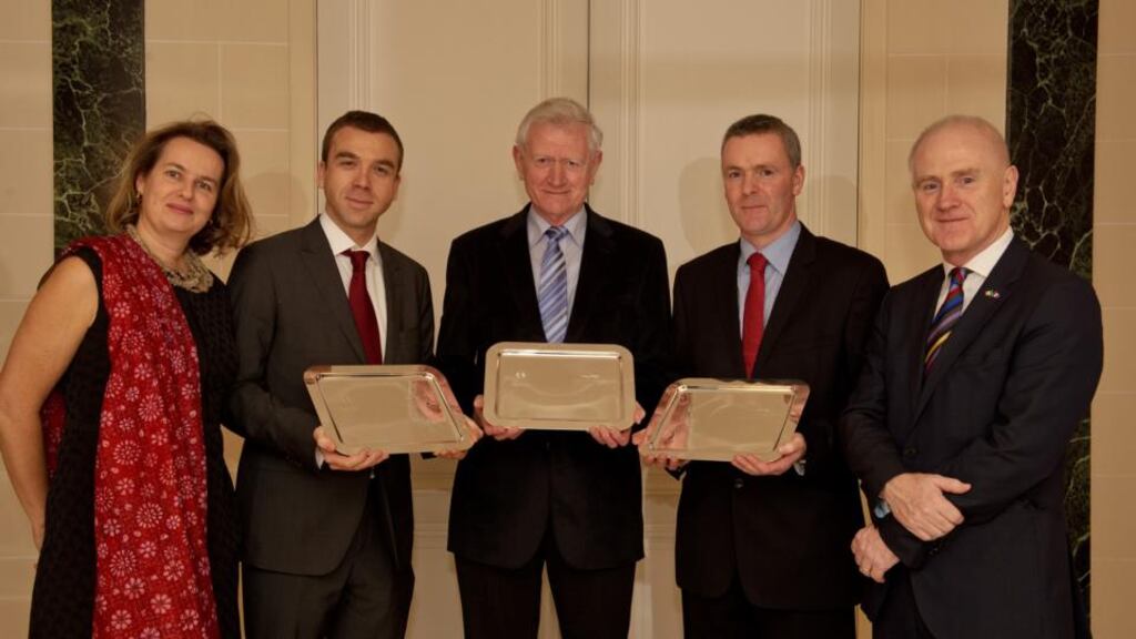 Pictured at the 2013 Ireland France Business Awards held in Paris are Gilliane Quinn de Schonen, President of NetworkIrlande, Erwan Corre, CEO of Smartbox, Gus O’Brien, Co-founder of Cork Plastics, Cathal O’Boyle, Managing Director, Neopost Ireland and Gerry Halpenny, President of the IFCC.