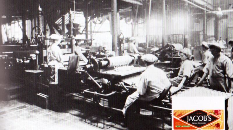 Jacob’s cream crackers, record-breakers for their difficulty to consume quickly