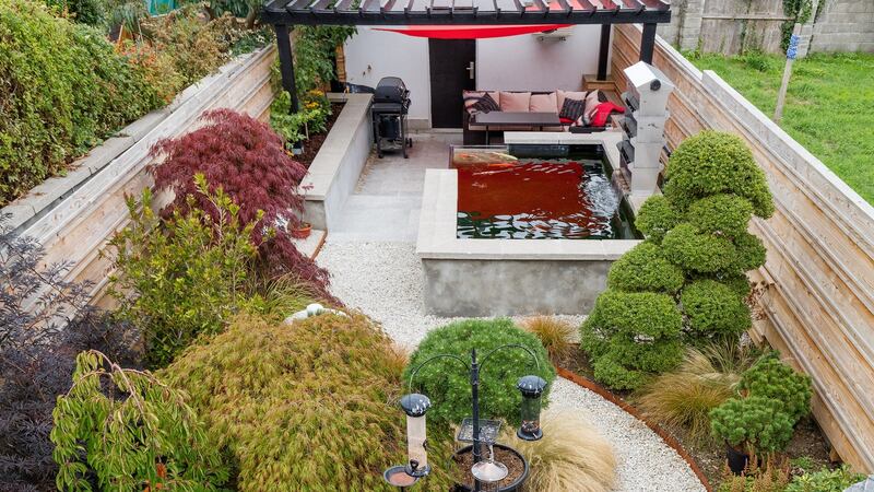 Garden area and outdoor dining area at 111 Kincora Road Clontarf Dublin 3