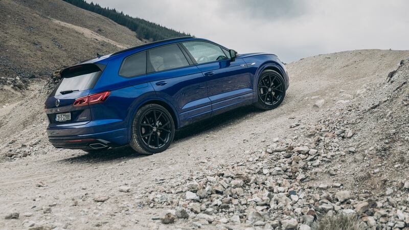 VW Touareg R PHEV: The R moniker is meant to adorn the hottest VWs, yet here it’s fitted to a car more tuned for comfort, practicality and hoping to garner some eco kudos.