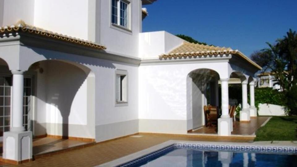 Portugal Algarve: €600,000 portugalproperty.com