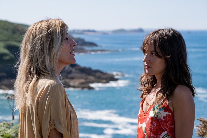 Valeria Bruni Tedeschi and Anaïs Demoustier in Anaïs in Love