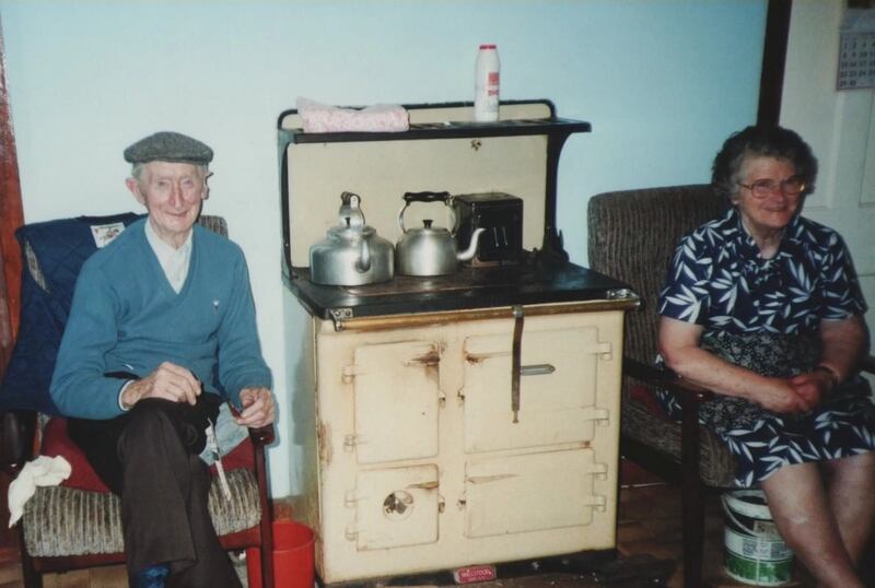 Austy Bob O’Malley lived his long life in the village of Glen, on Clare Island, Co Mayo, with his wife Katie Ann,who happened to be the girl from next door.