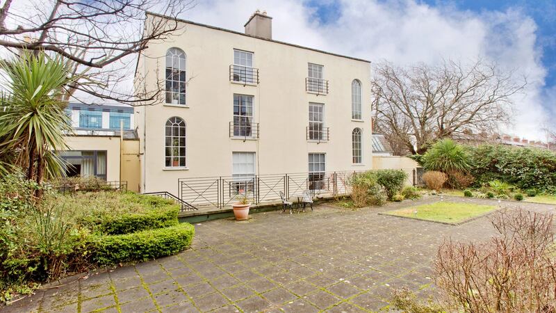 Apartment No 2, 11 Harcourt Terrace, Dublin 2