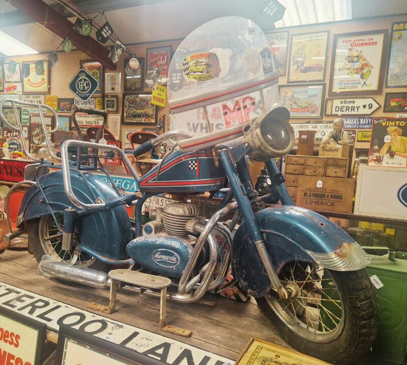 Fairground motorcycle (€200-€400), Victor Mee
