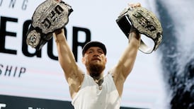 Khabib quits press conference as McGregor arrives late
