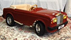 Usher’s online auction to summon the spirit of Christmas