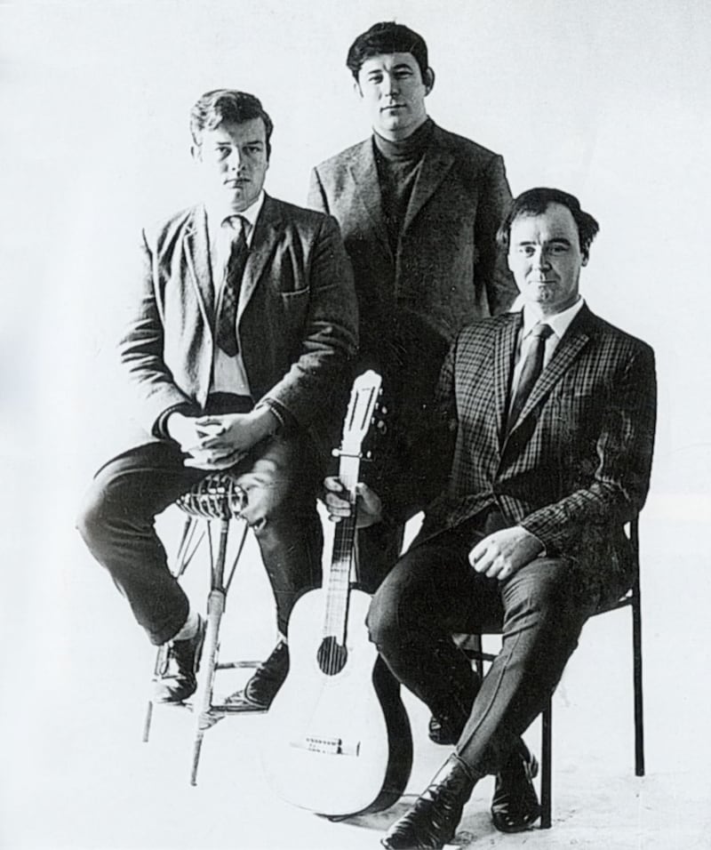 Michael Longley, Seamus Heaney and David Hammond on the Room to Rhyme tour in May 1969.