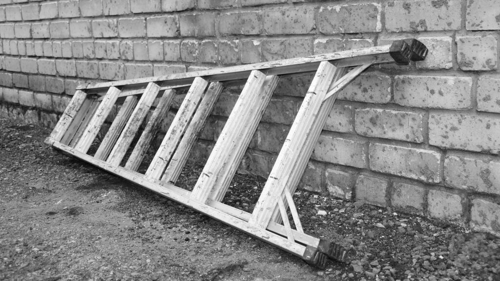 Gerard Hyland told the Circuit Civil Court his fall had been caused by a loose hinge on a ladder