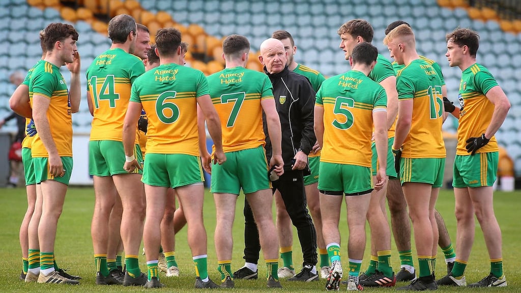 Donegal manager Declan Bonner speaks to his players before Sunday’s win over Tyrone. Photo: Lorcan Doherty /Inpho