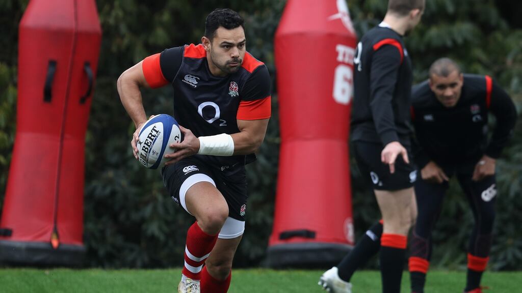 Ben Te’o runs with the ball during an England training session held at Pennyhill Park this week. Photograph: David Rogers/Getty Images