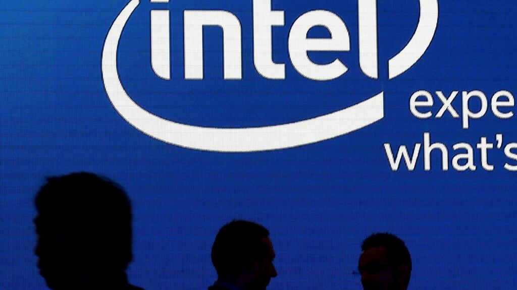 Intel said it expected third-quarter revenue to be $15.6bn compared with its prior forecast of $14.9bn