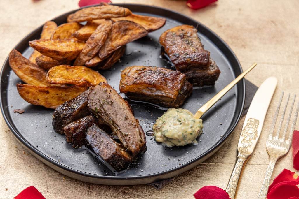 Slow-cooked short rib ‘steak’, béarnaise sauce and air-fried wedges. Photograph: Harry Weir