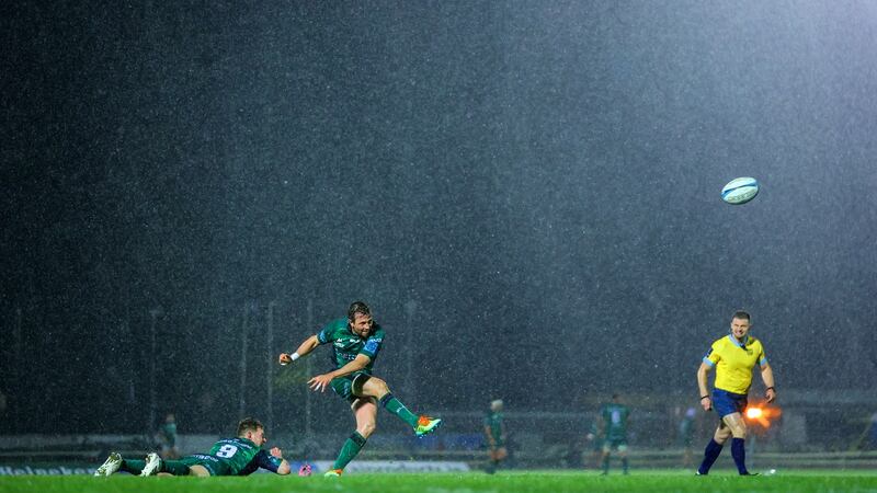 Jack Carty kicks a conversion. Photo: James Crombie/Inpho