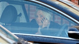 Woman who says she fell over hotel’s ornamental lion settles action