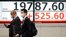 Stocks fall further after Trump’s China tariff threat