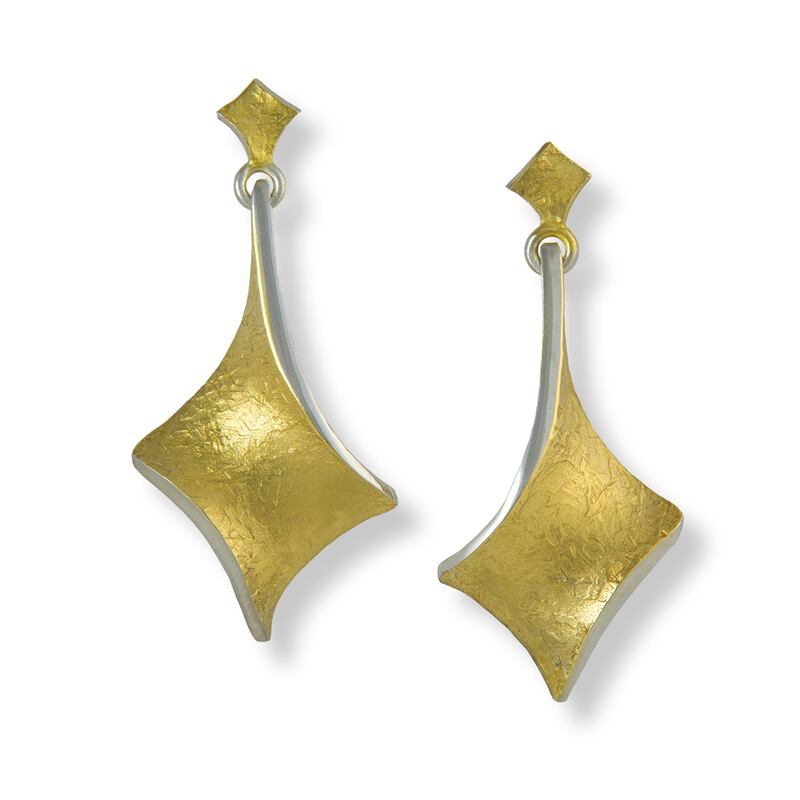 Golden twist earrings, €220, by Seamus Gill