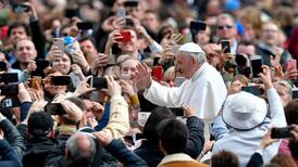 Pope Francis calls for peace in Syria in Easter message