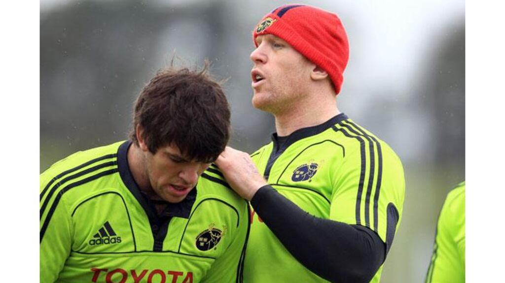 Paul O'Connell and Donncha O'Callaghan during Munster training at CIT, Bishopstown, Cork (Photograph: Dan Sheridan/Inpho)