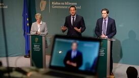 Cabinet agrees to summer vote on replacing Eighth