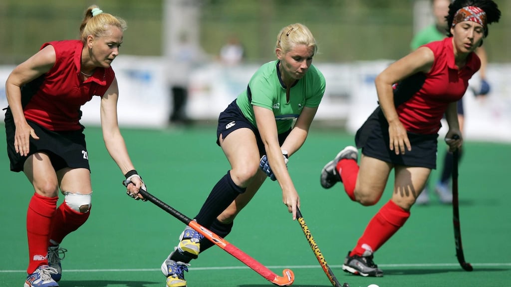 Catriona Carey playing hockey for Ireland in 2006 against Azerbaijan.