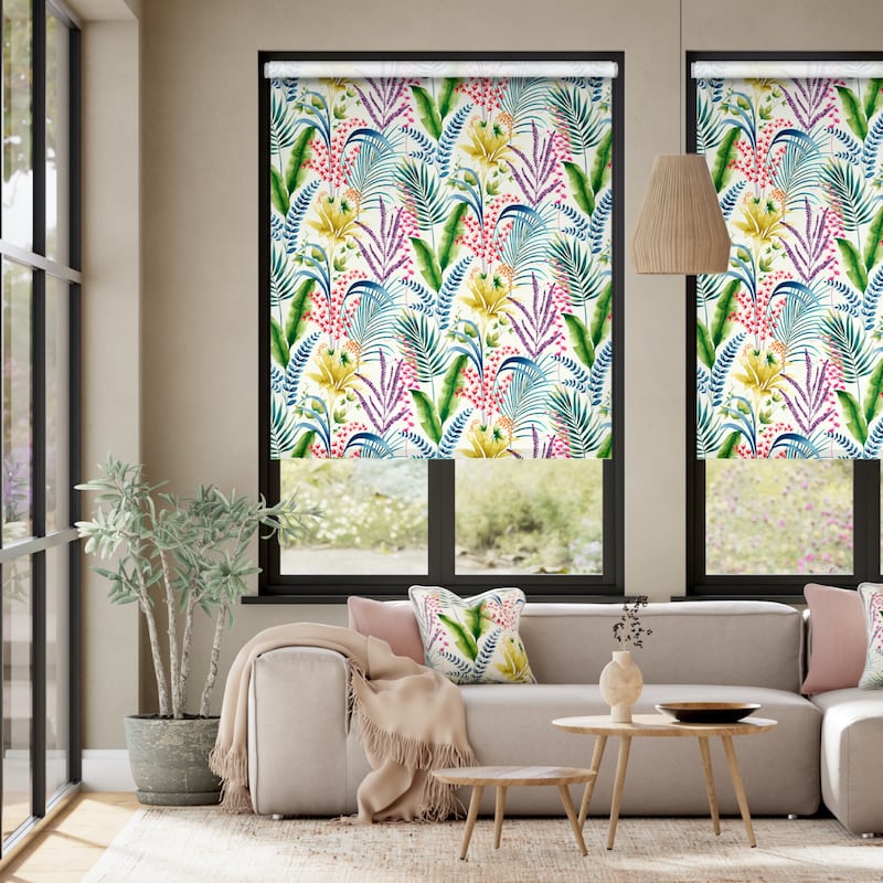 Made-to-measure blind by Blinds 2 Go.