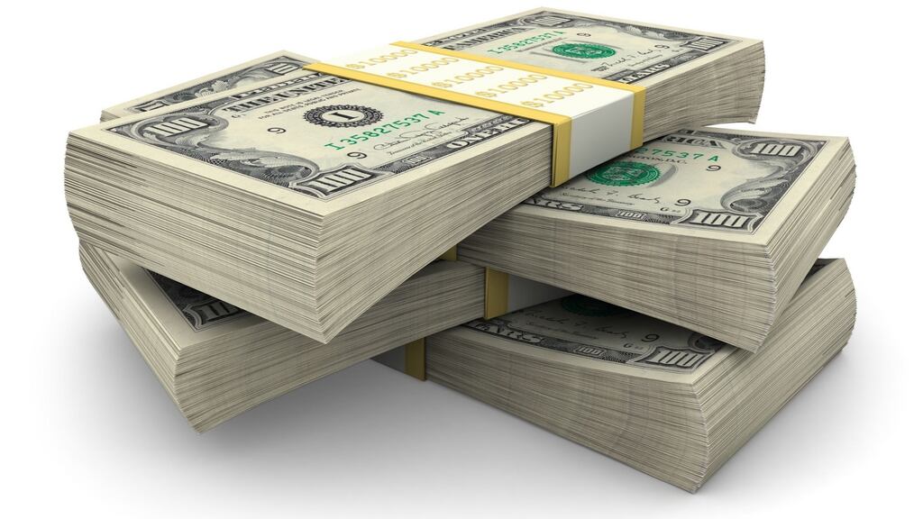 The IMF says US faces economic “headwinds” and “pernicious” trends including a shrinking middle class that could slow growth in the long term