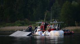 Why were Italian and Israeli secret service agents on a boat in northern Italy when they died in capsize?