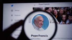 ‘That is peculiar’: Dara Ó Briain among celebrities whose blue Twitter ticks puzzlingly reappear