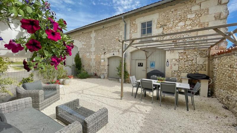 Long leisurely lunches await the new owners of this property in France’s picturesque Dordogne region