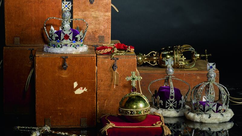 1950s replica set of British crown jewels, estimated, £5,000-£7,000