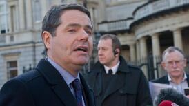 Government to hold more talks with IAG on Aer Lingus sale