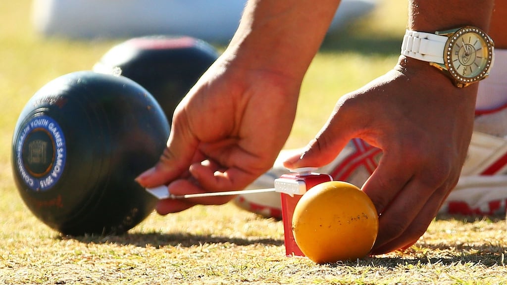 As dead-eye Dick rolled four bowls in a tight cluster around the jack, Vinny’s frailties were exposed. Photo by Scott Barbour/Getty Images)