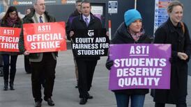 Teachers risk losing the moral high ground by rejecting latest compromise