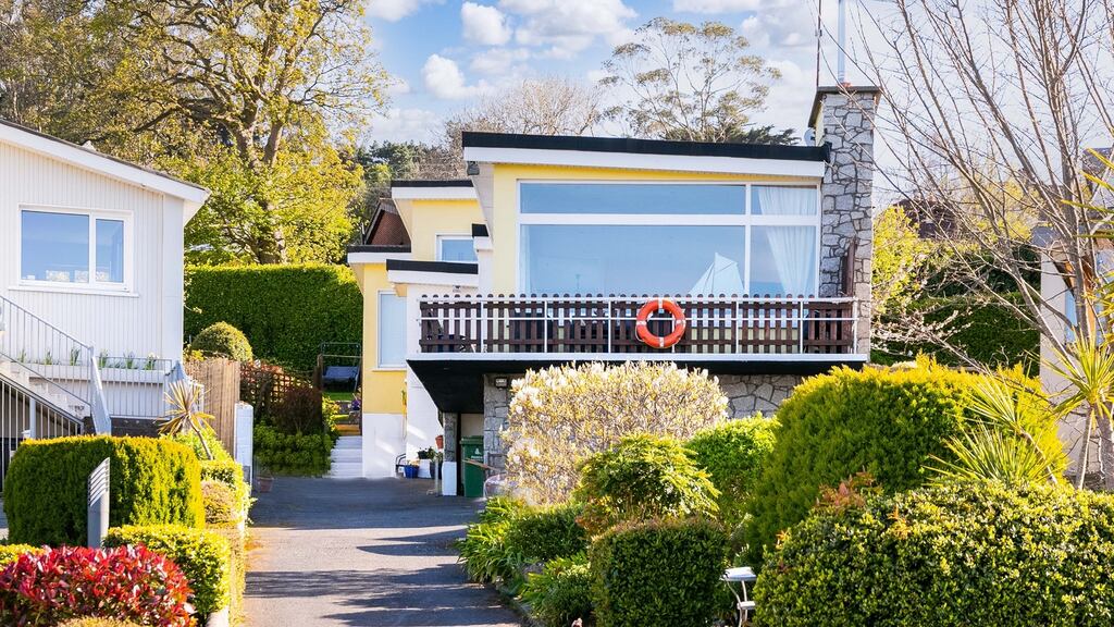 Selskar, 23 Knocknacree Park, Dalkey, Co Dublin.