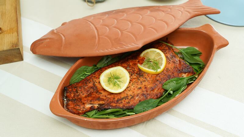 Salmon with lemon and dill: a wonderfully  nutritious and flavour-packed choice