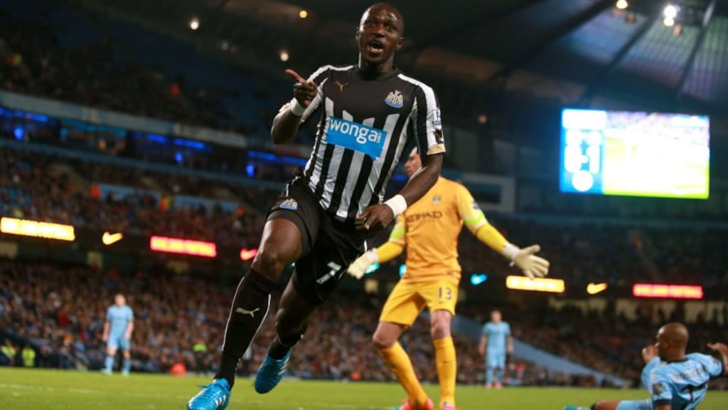 Newcastle United’s Moussa Sissoko celebrates scoring his side’s second goal during the Capital One Cup fourth round victory over Manchester City at the Etihad Stadium, Manchester. Photo: Peter Byrne/PA
